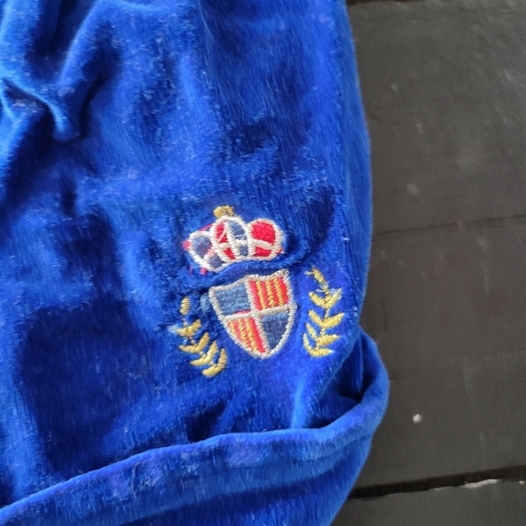 Vintage Royal Blue Velvet Suspender Shorts Outfit Baby Boy 6-9 Months Crest Vtg - Picture 2 of 5